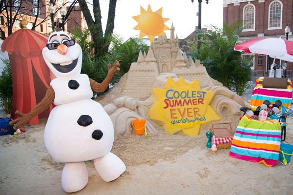 Join Queen Elsa, Princess Anna, and Olaf for all the summer fun at Disney Hollywood Studios. 