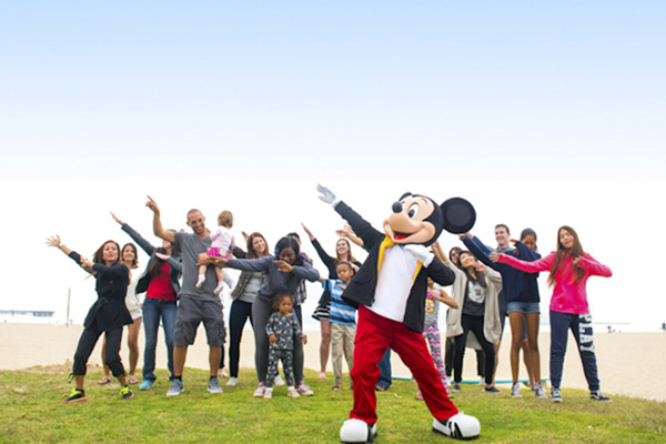 Mickey Celebrates his birthday with a trip around the world.