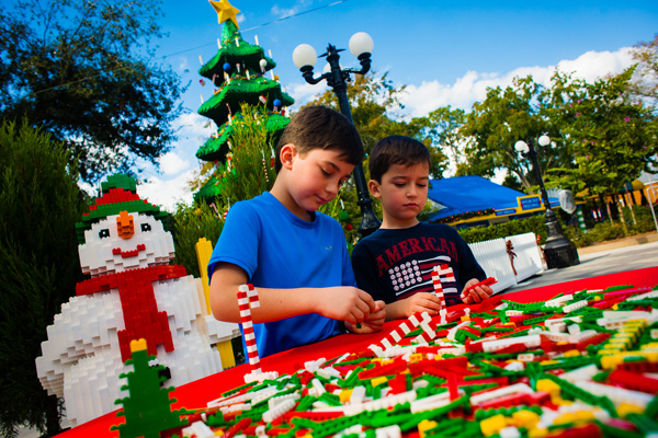 Celebrate Christmas at LEGOLAND Florida Resort’s Christmas Bricktacular